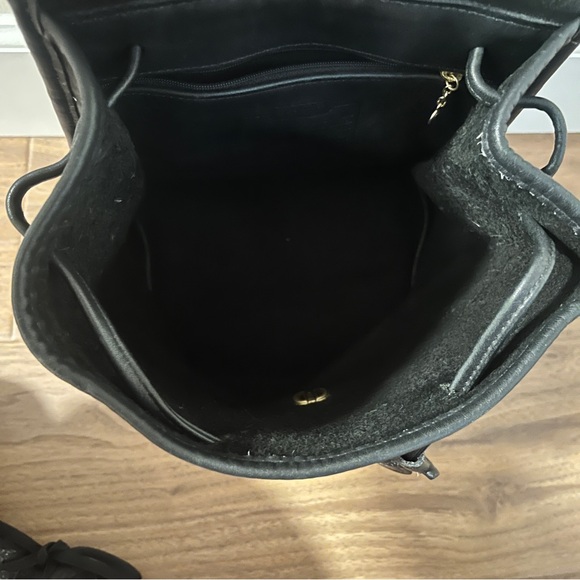 Coach Vintage Black Leather Drawstring Backpack 9791 - Picture 10 of 15